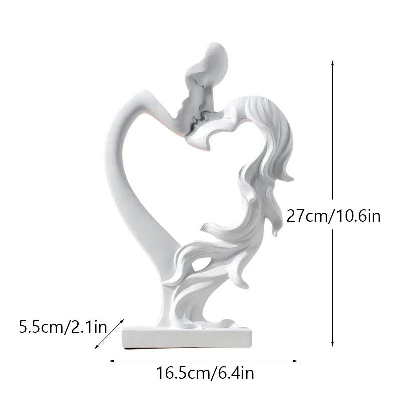 Nordic Kissing Couple Resin Sculpture – view 9