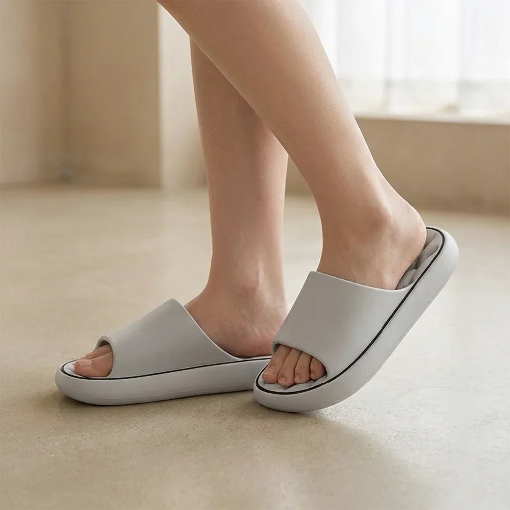 Aeri Cloud Slippers