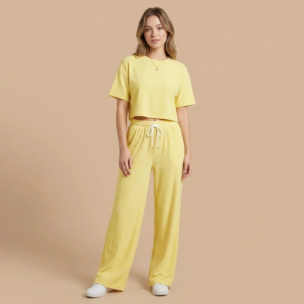 Elira Wide Lounge Set