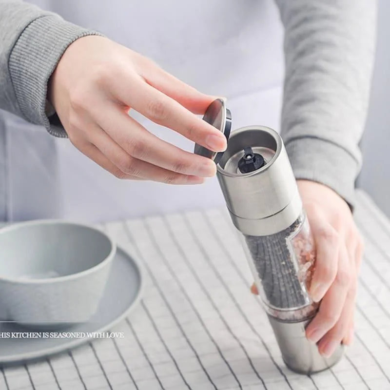 2-in-1 stainless steel manual spice grinder – view 2