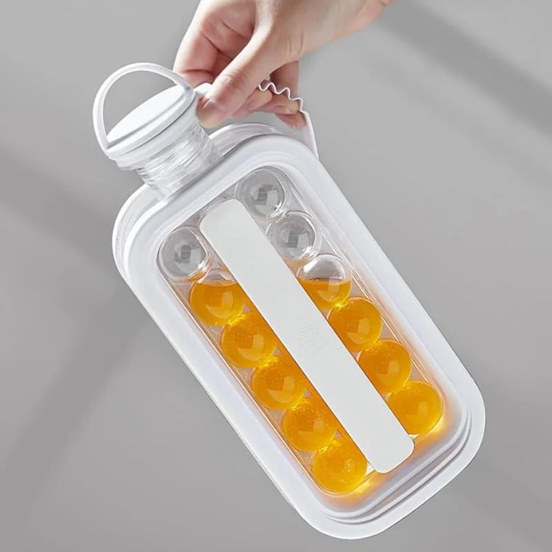 2-in-1 water bottle with round ice mould – view 4