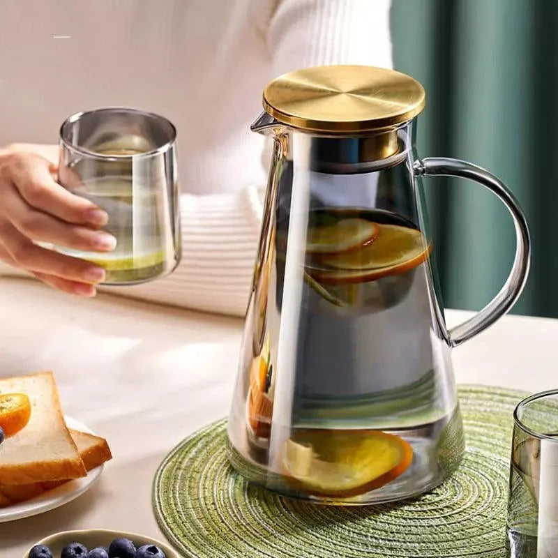 2L borosilicate glass serving pitcher – view 3