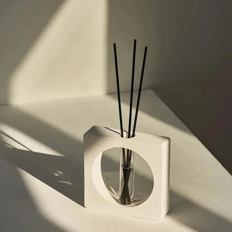 75ml Geometric Resin Reed Diffuser Bottle – view 2