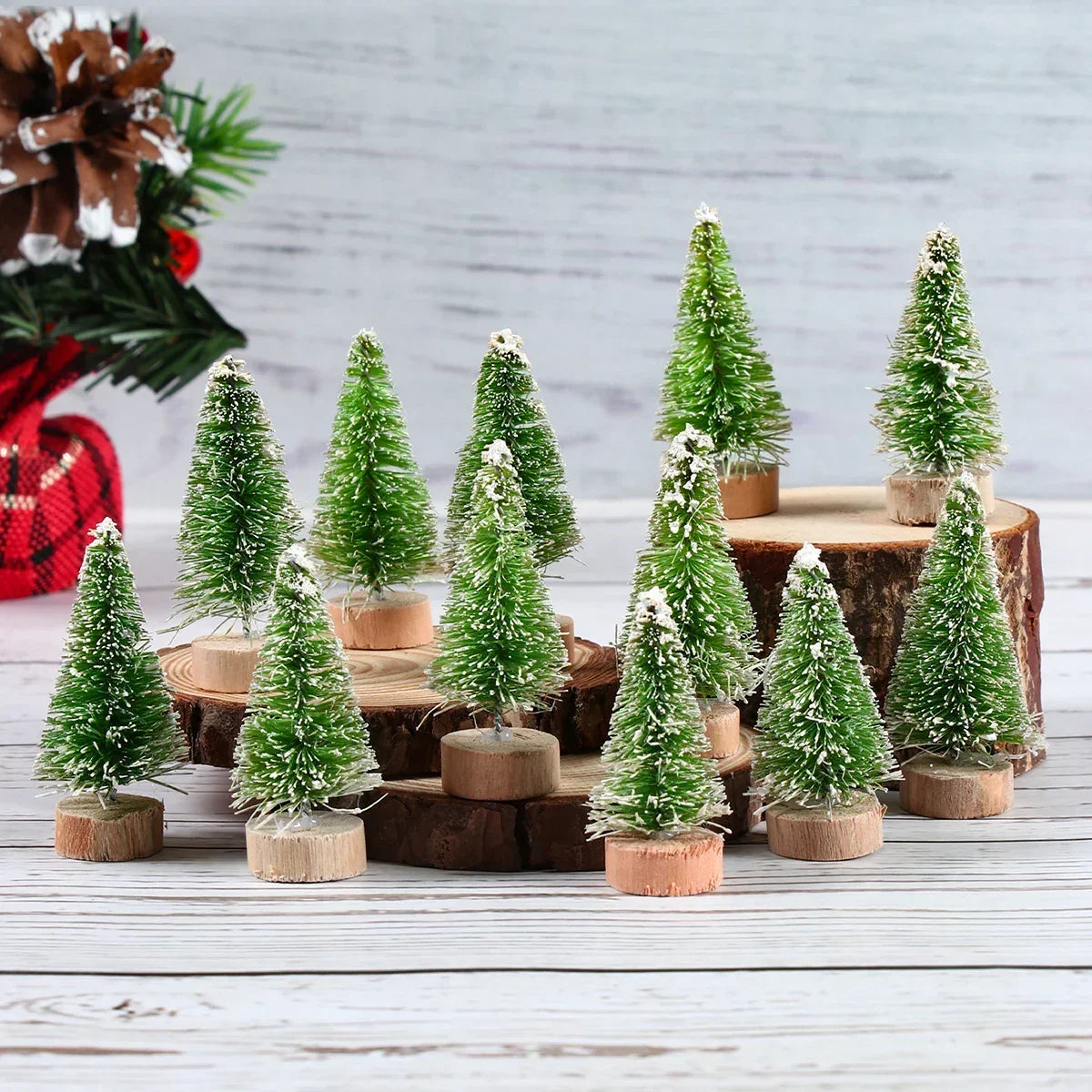 8-Piece Mini Christmas Tree Set – 3 Colours – view 3