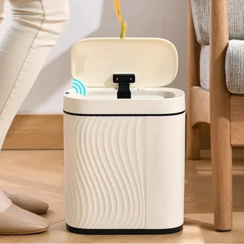 8L Touchless Motion Sensor Waste Bin – view 3