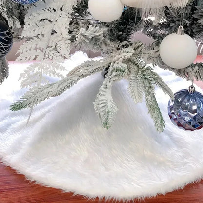 90cm White Plush Christmas Tree Skirt – view 3