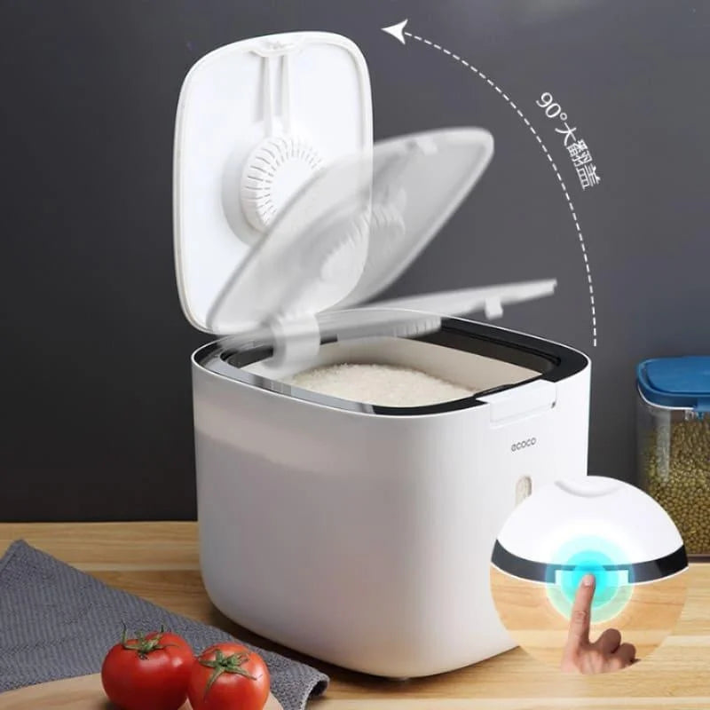 Automatic-lid dry food storage container – view 9