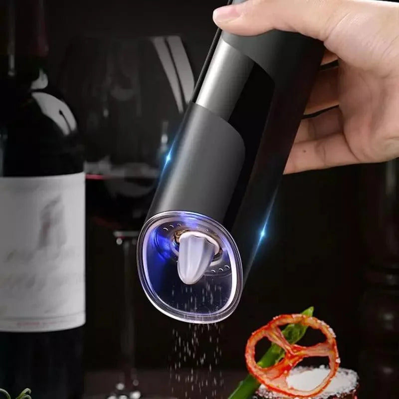 Battery-powered stainless steel pepper and spice grinder – view 2