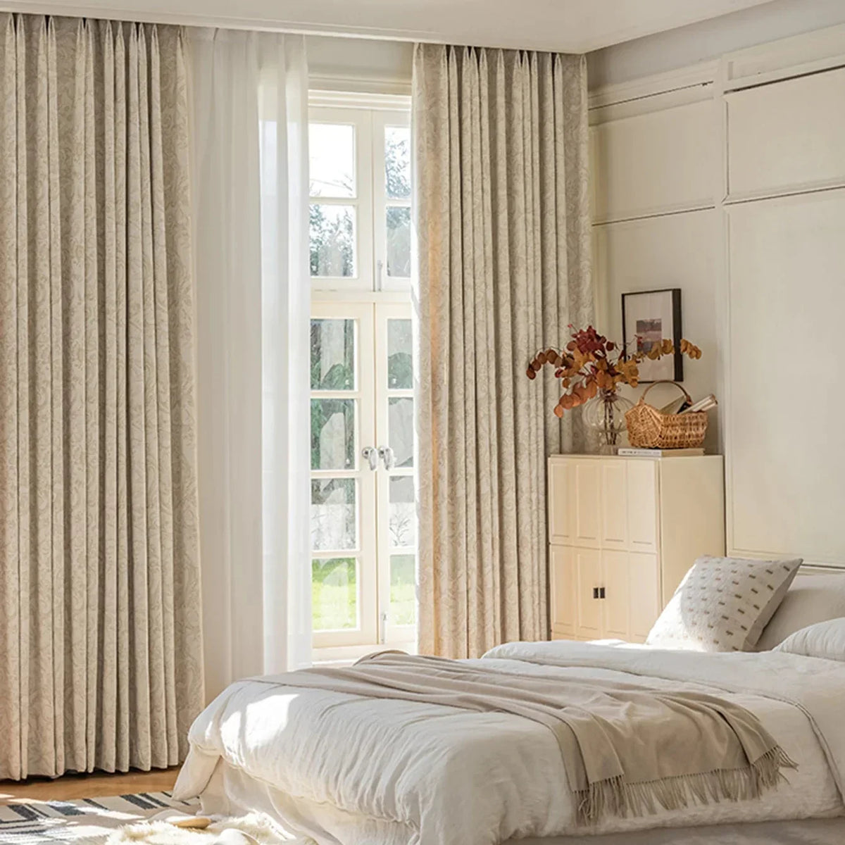 Beige Chenille Jacquard High-Shading Curtain Panel