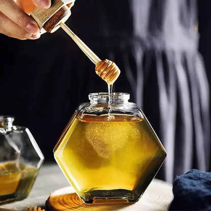 Borosilicate glass honey jar with wooden lid and dipper