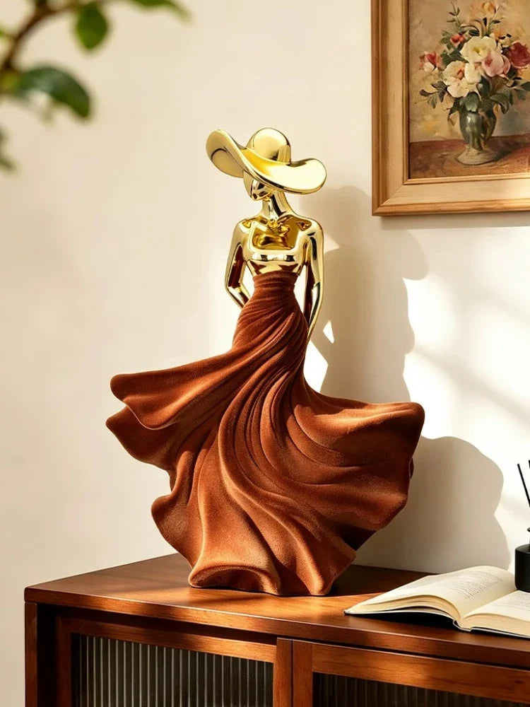 26.5cm Brown Metallic-Effect Resin Figurine – view 6