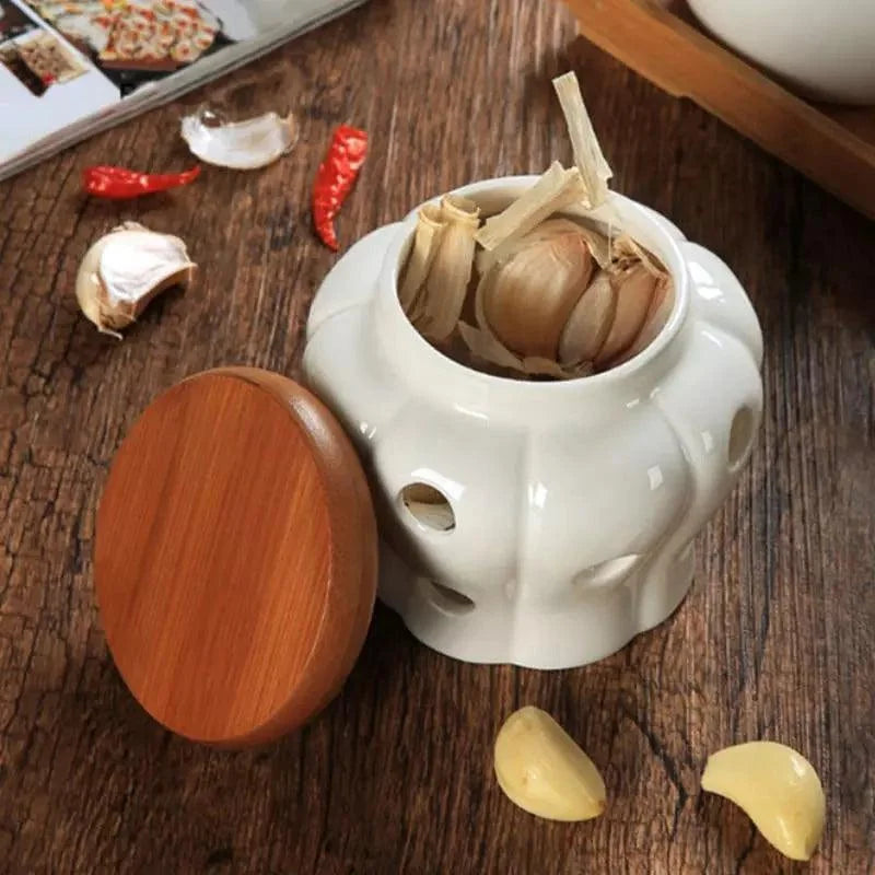 Ceramic storage jar with wooden lid – view 4