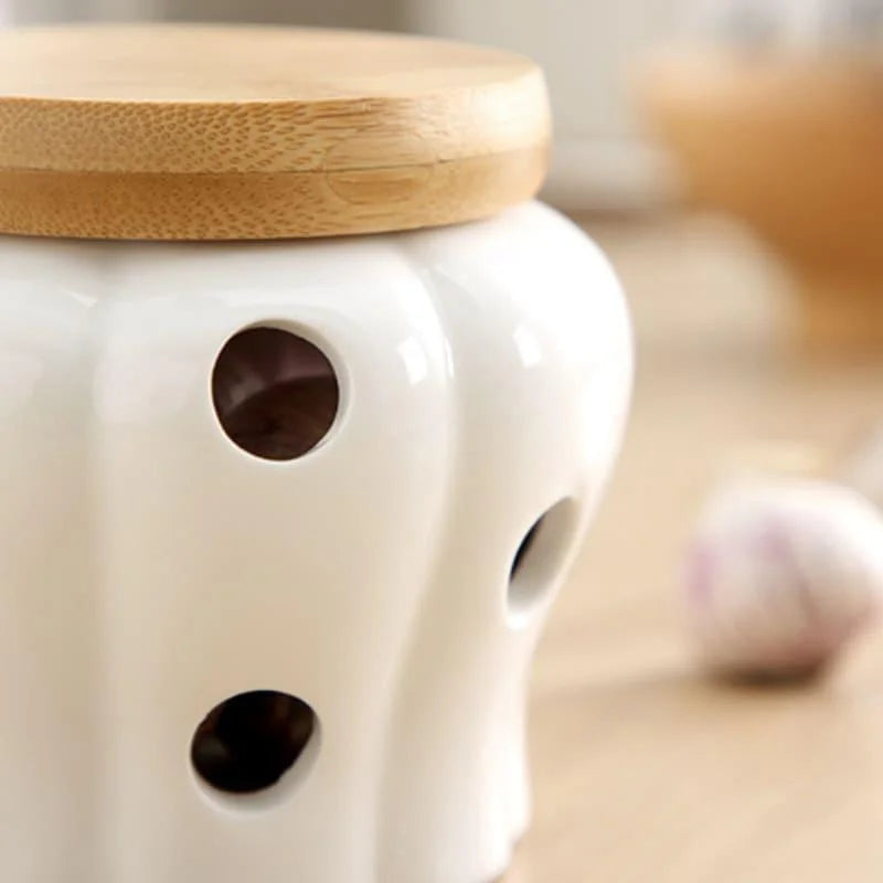 Ceramic storage jar with wooden lid – view 7