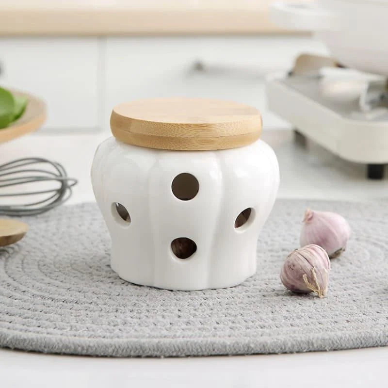 Ceramic storage jar with wooden lid – view 11