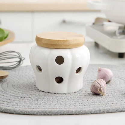 Ceramic storage jar with wooden lid – view 11