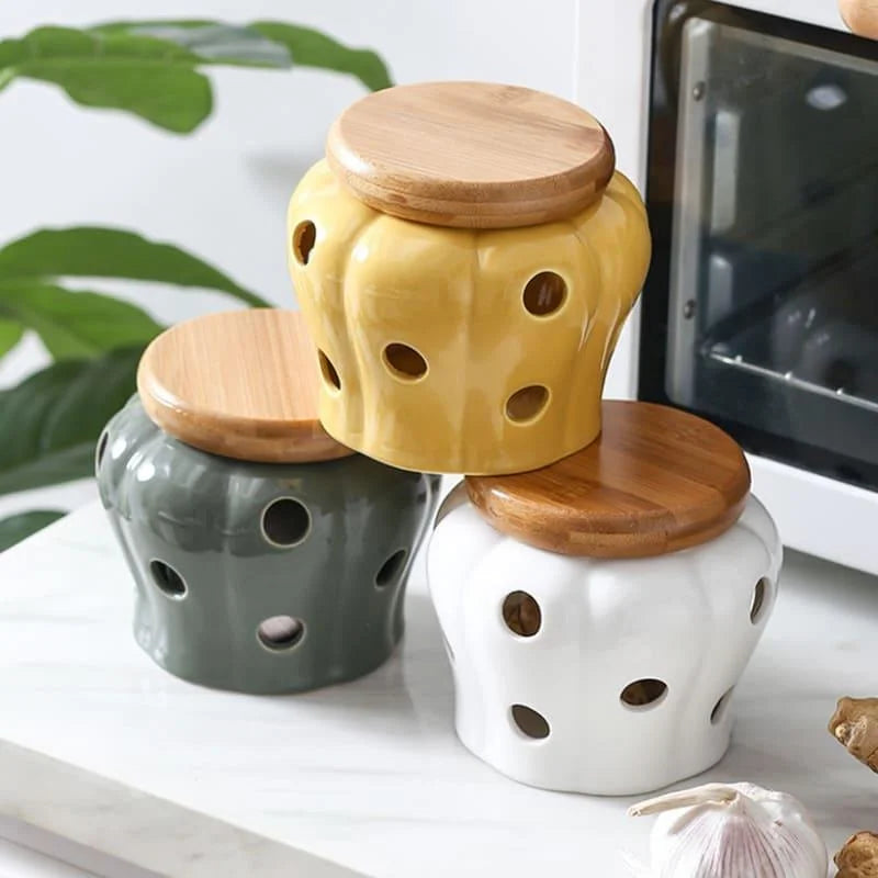 Ceramic storage jar with wooden lid – view 14