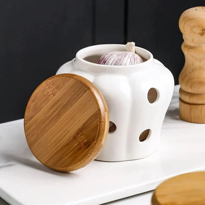 Ceramic storage jar with wooden lid – view 18