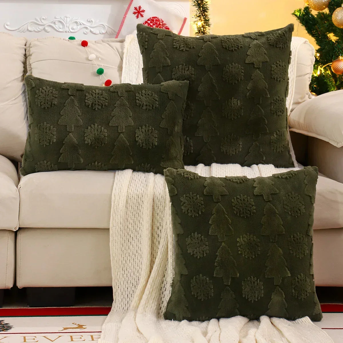 Christmas Snowflake Jacquard Plush Cushion Cover – view 5