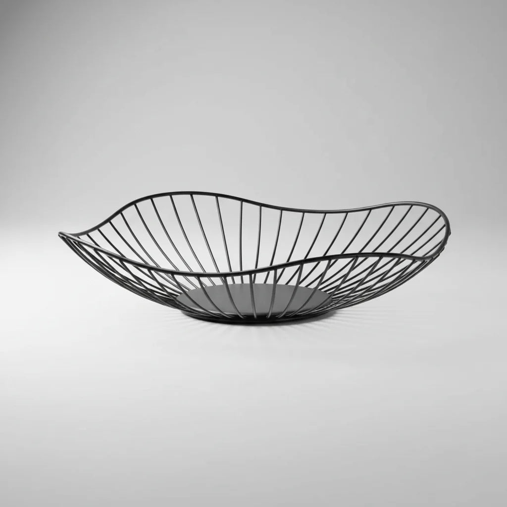 Decorative metal fruit basket – view 20