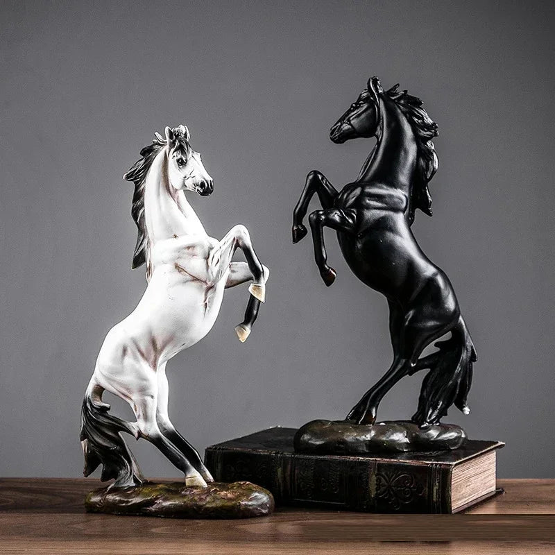 35cm Hand-Painted European-Style Horse Resin Sculpture – view 2