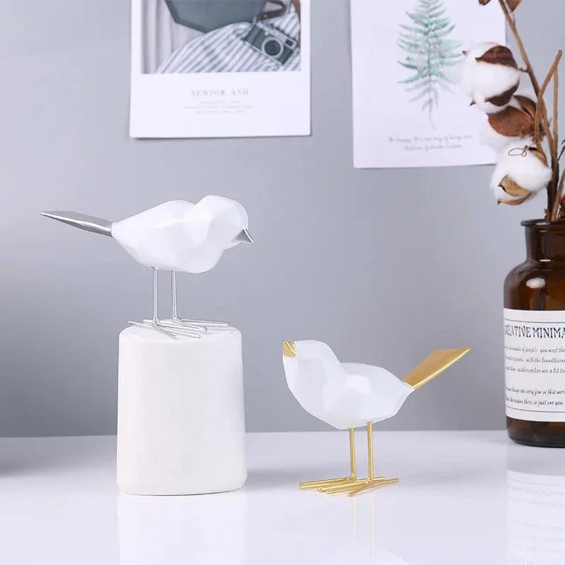 Geometric Resin Bird Sculpture – view 4