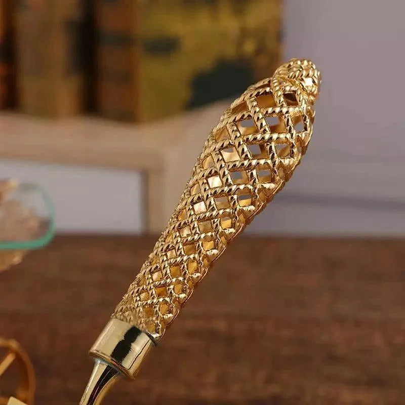 Gold cake knife and server set – view 3