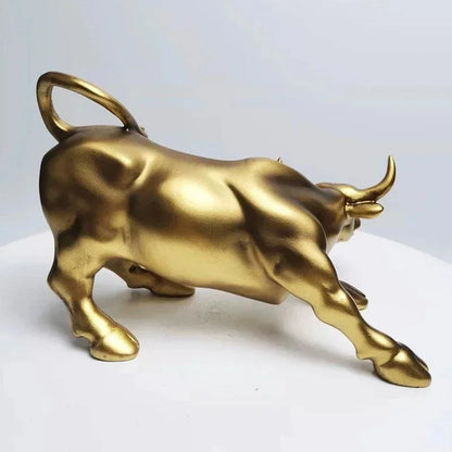Gold Wall Street Bull Resin Sculpture – view 4