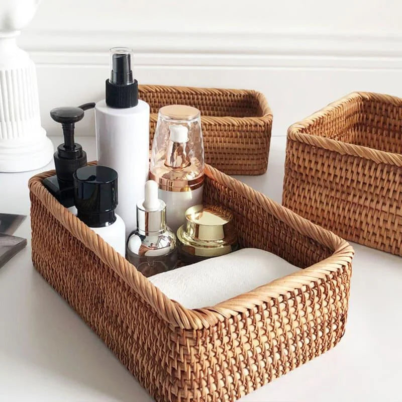 Handwoven natural rattan storage tray – view 3