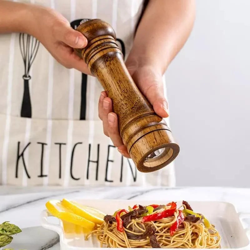 Manual wooden pepper and spice grinder