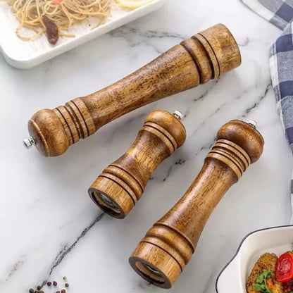 Manual wooden pepper and spice grinder – view 2