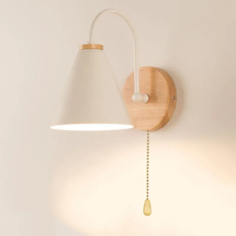 Minimalist Wood & Metal Wall Light – White or Black