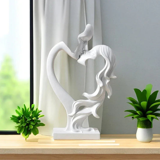 Nordic Kissing Couple Resin Sculpture