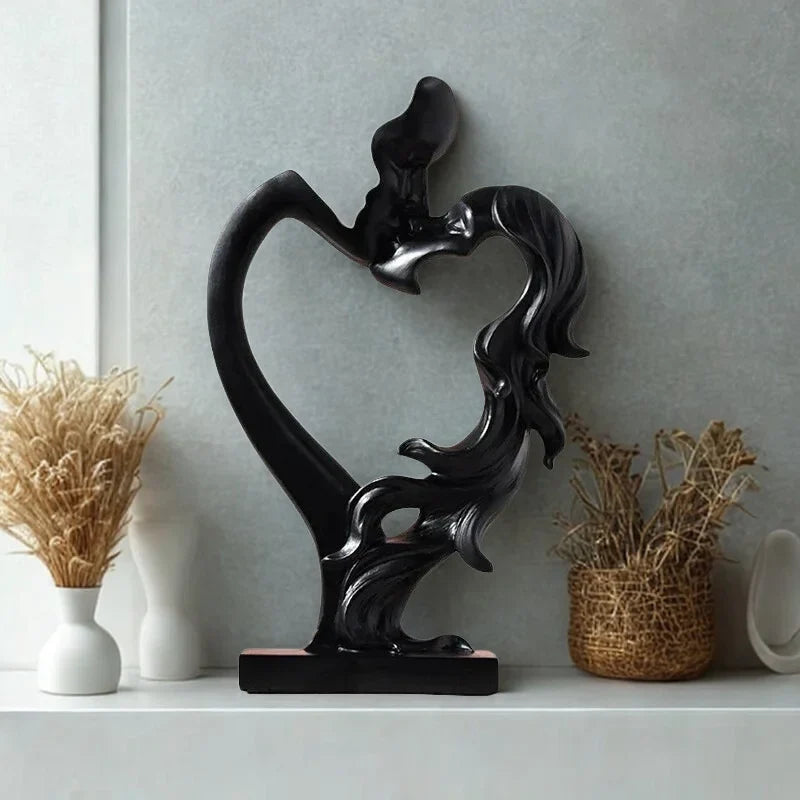 Nordic Kissing Couple Resin Sculpture – view 4