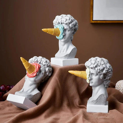 Postmodern David Ice Cream Resin Sculpture – view 6