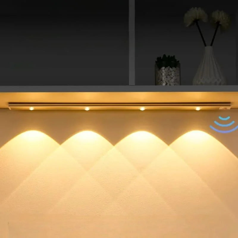 Rechargeable magnetic LED motion sensor light – view 4