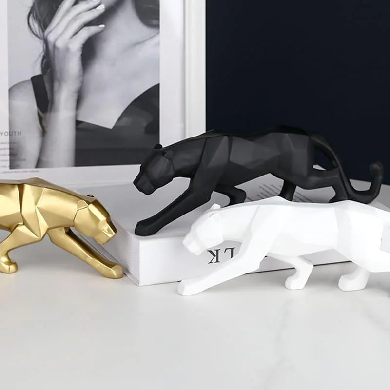 Resin leopard statue – view 3