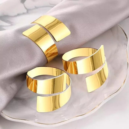 Spiral metal napkin rings