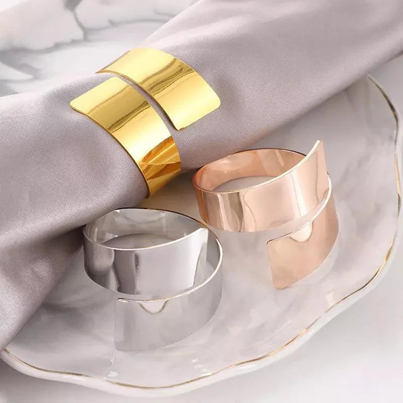 Spiral metal napkin rings – view 3