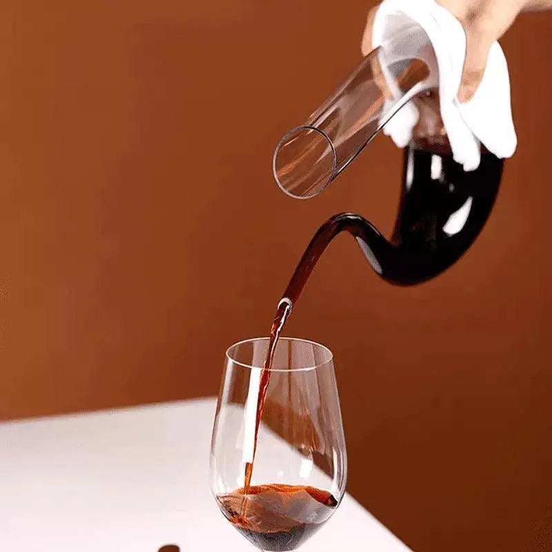 Swan-shaped 1.5L wine decanter – view 8