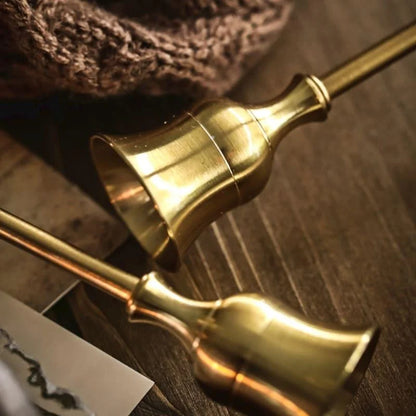 Vintage Gold metal candle holder set – view 4
