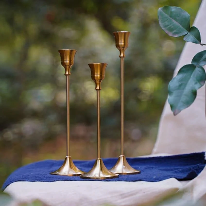 Vintage Gold metal candle holder set – view 6