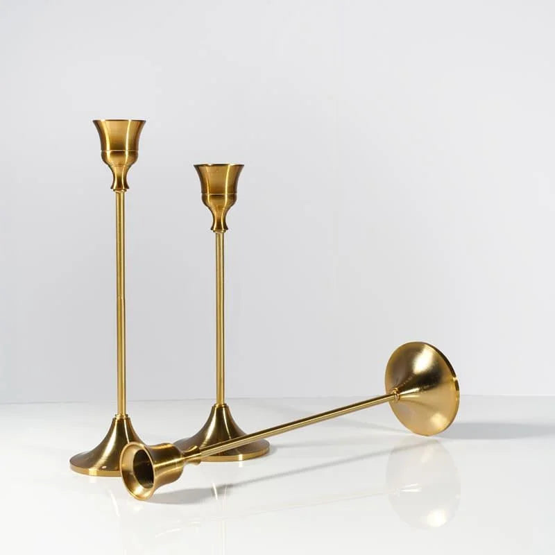 Vintage Gold metal candle holder set – view 10
