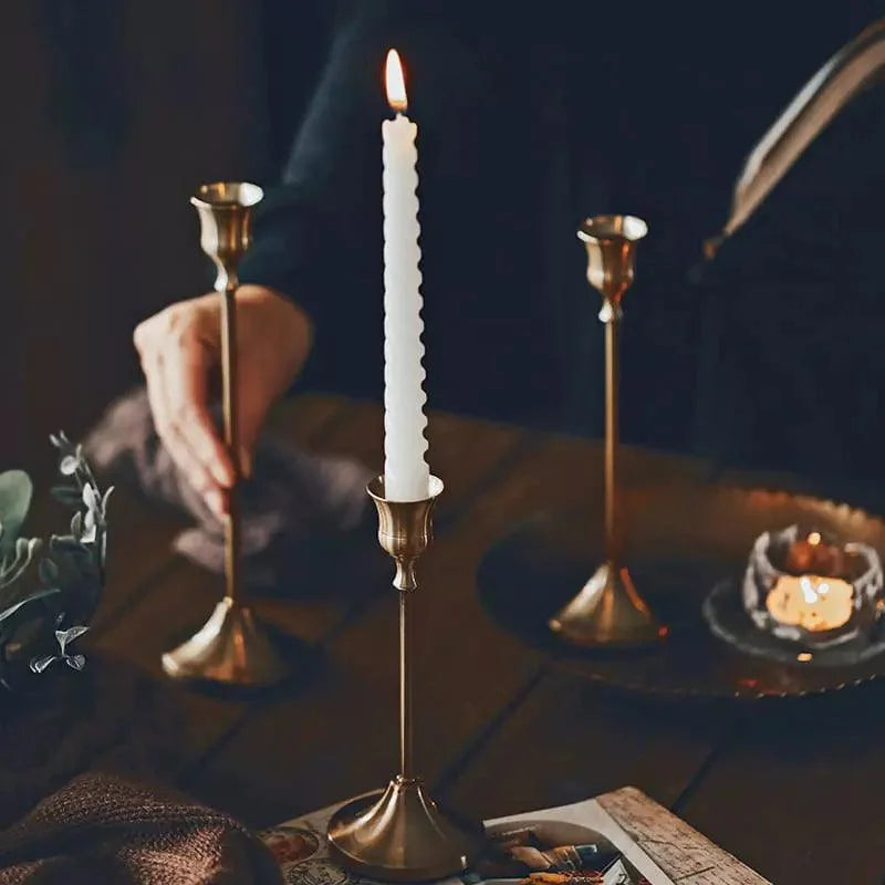 Vintage Gold metal candle holder set – view 11