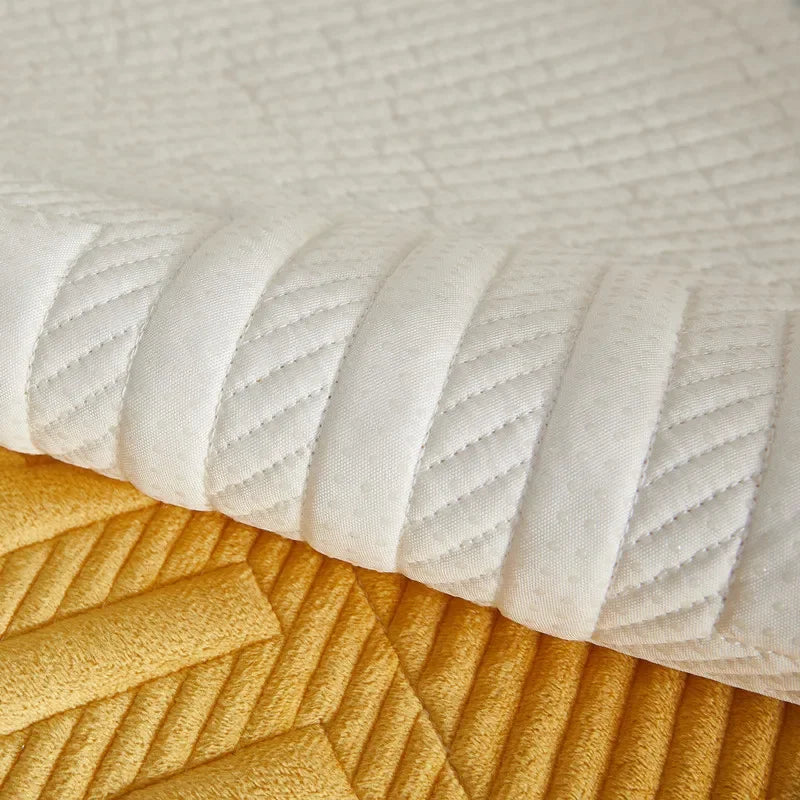 White 500gsm Padded Non-Slip Sofa Protector – view 2