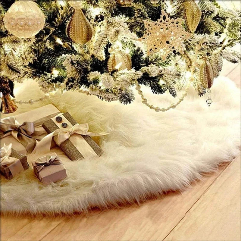 White Plush Christmas Tree Skirt – 78cm, 90cm or 122cm – view 2