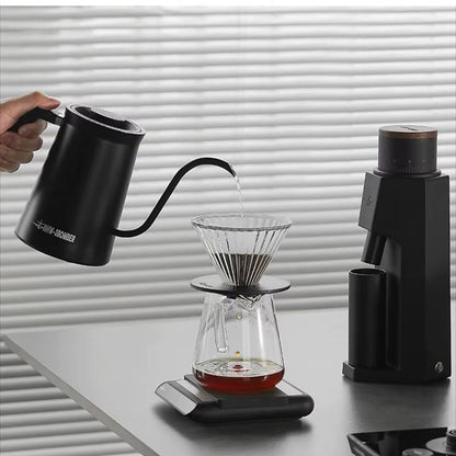 MHW-3BOMBER Electric Gooseneck Kettle – Black – feature detail