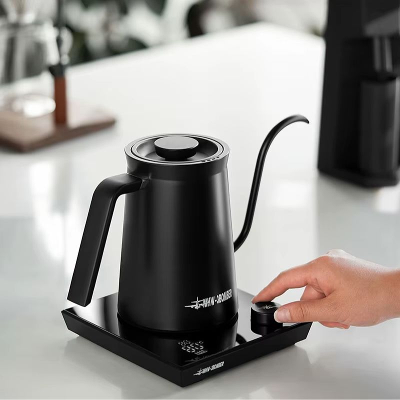 MHW-3BOMBER Electric Gooseneck Kettle – Black – feature detail