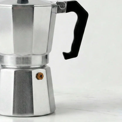 Napoli Stovetop Espresso Maker – 300 ml Aluminium Moka Pot – feature detail