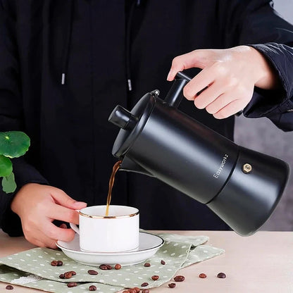 Pisa Induction Moka Pot – Black, 300 ml Stainless Steel – in use