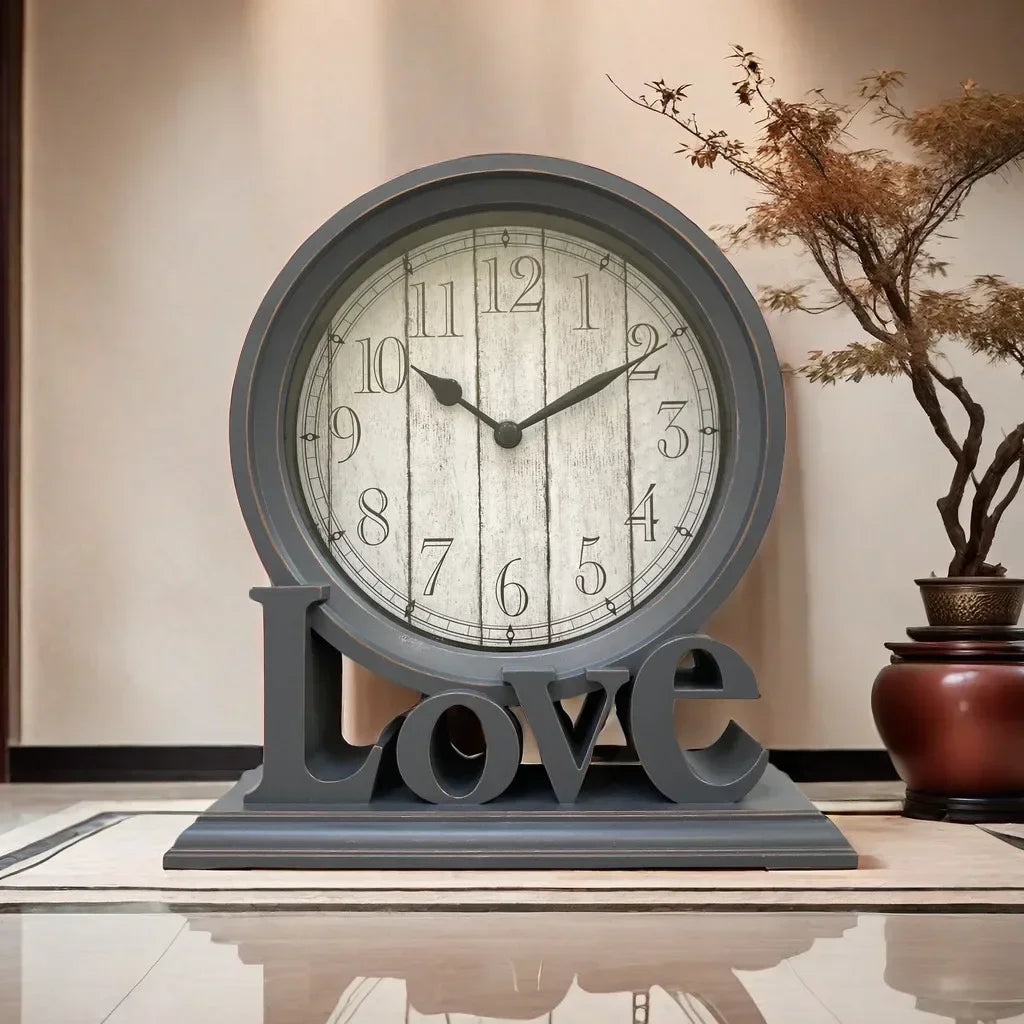 Silent Alarm Clock – Retro Design
